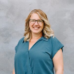 Lindsay Kuhl