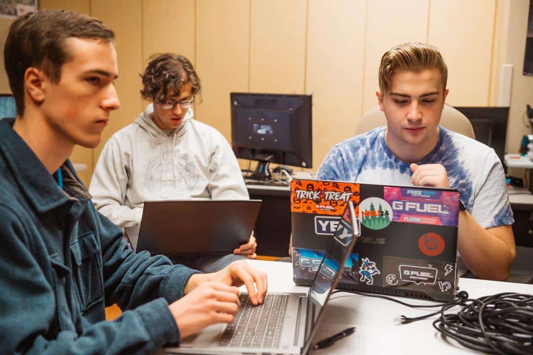 The B.S. in Computer Engineering opens a wide range of career options, including computer engineer, electrical engineering, systems design, hardware-software systems, and control systems.