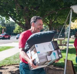 Joel helps on move-in day