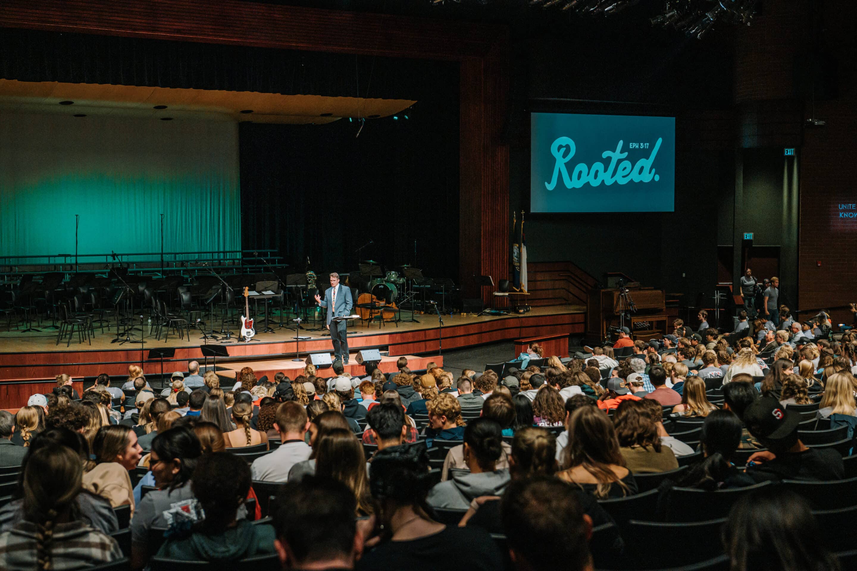 Experience Chapel Students performing at a chapel service