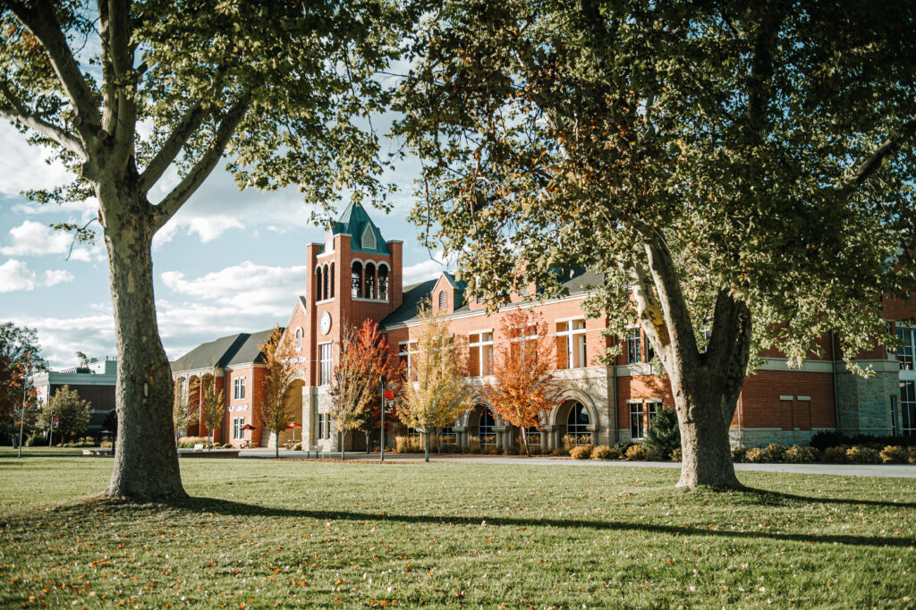NNU Named 2025–26 College of Distinction for Academic Excellence and Career Preparation