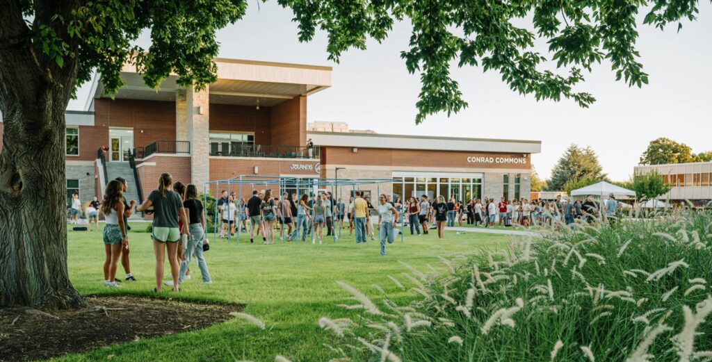 WHAT TO EXPECT FROM CAMPUS LIFE