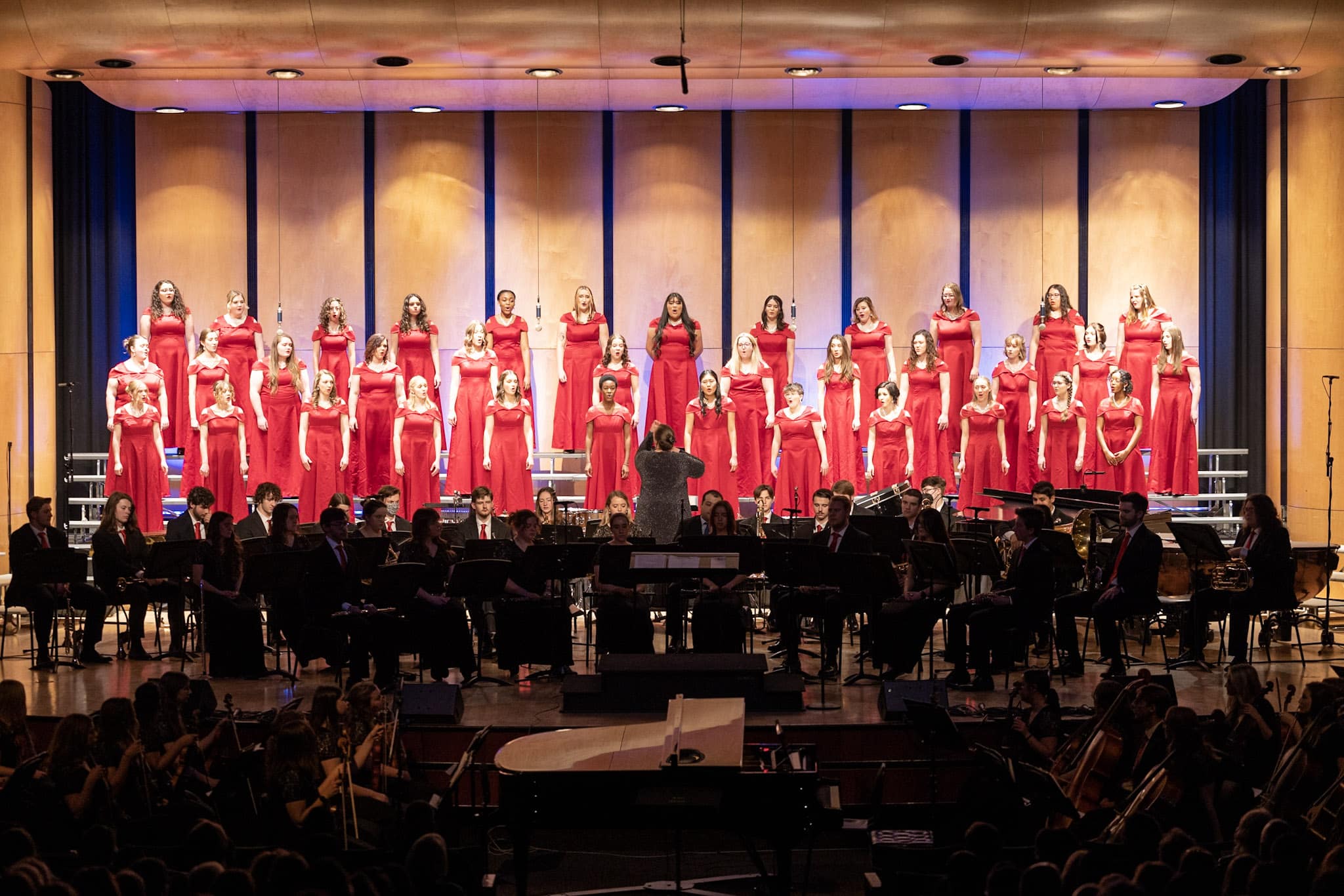 students working on computer